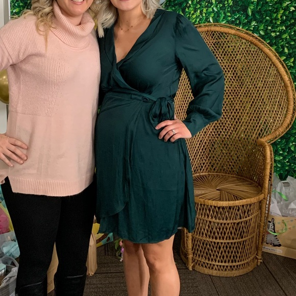 Dress - Picture 2 of 2